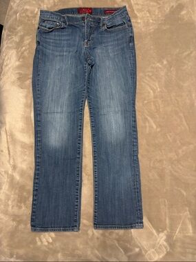 Lucky Brand Women's Straight Leg Jeans in Medium Blue Wash
